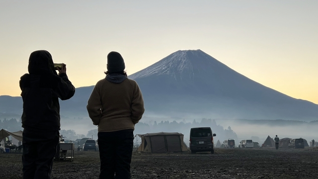 ふもとっぱらでのキャンプを楽しむ