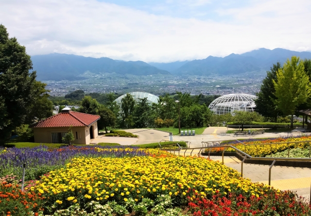 笛吹川フルーツ公園