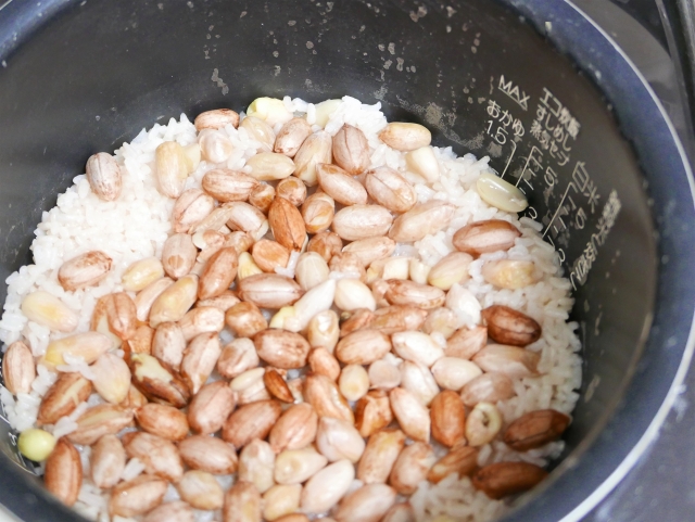 落花生ご飯