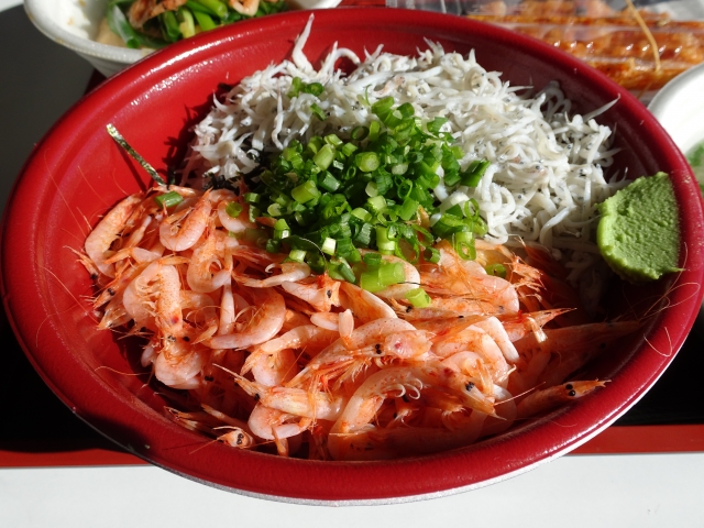 由比どんぶり（桜えびxしらす）