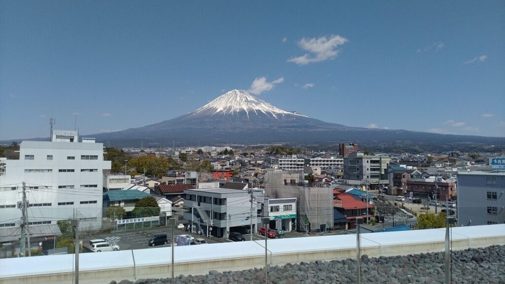 最上階屋外テラスからの眺望