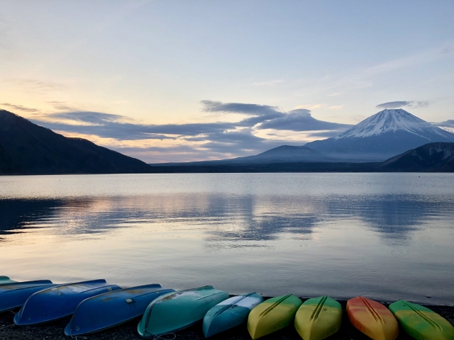 本栖湖畔