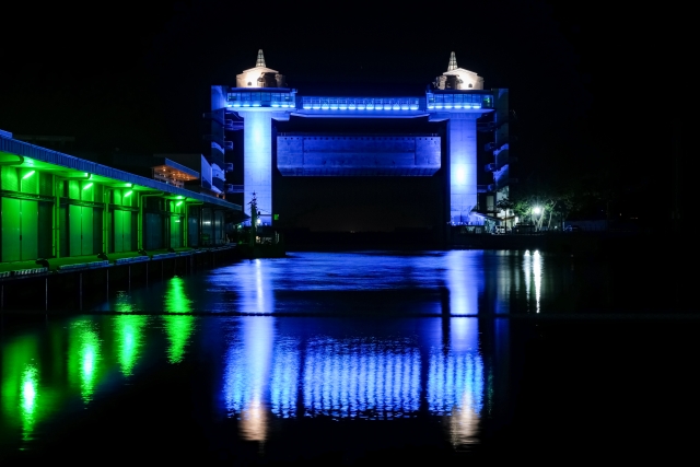 大型展望水門「びゅうお」